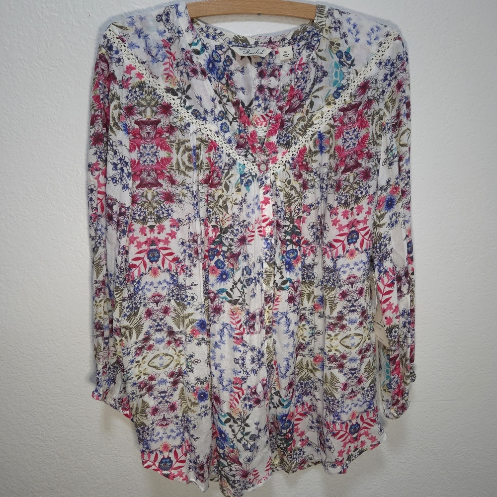 Caffe Marrakesh Button Up V-Neck Embroidered Top White Floral Size XL